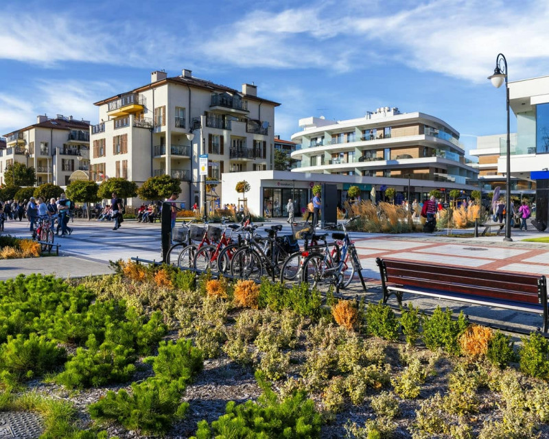 Dlaczego warto wynająć pokój przy promenadzie w Świnoujściu: atrakcje i udogodnienia na wyciągnięcie ręki